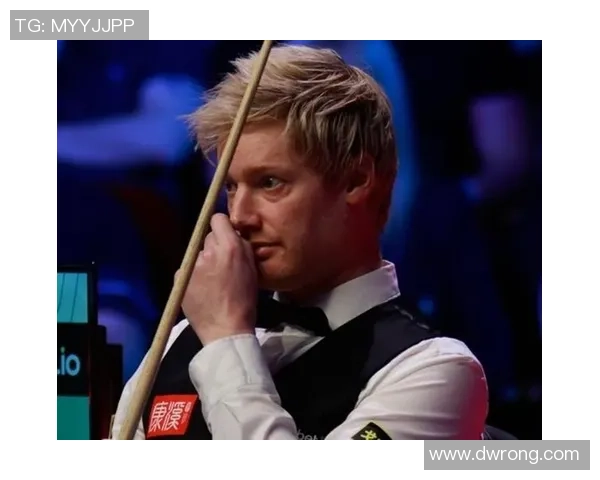 霍金斯与罗伯逊对决的裁判究竟是谁揭开比赛背后的秘密