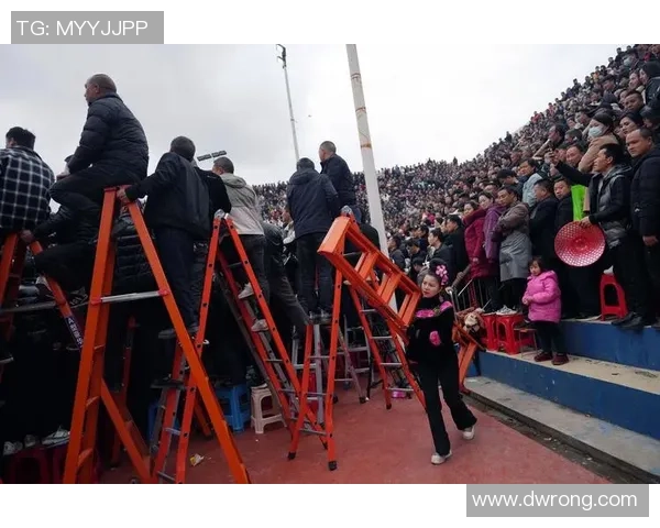 库尔勒市“村BA”开赛！村庄赛场点着运动热情